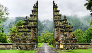 Wisata Bali 2025 pura dan pantai terbaik di Indonesia